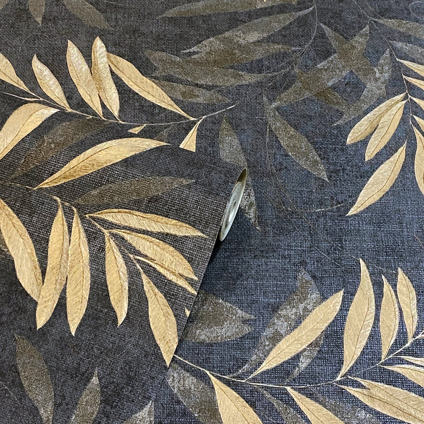 Luxury Leaf Navy Champagne sw6 Wallpaper