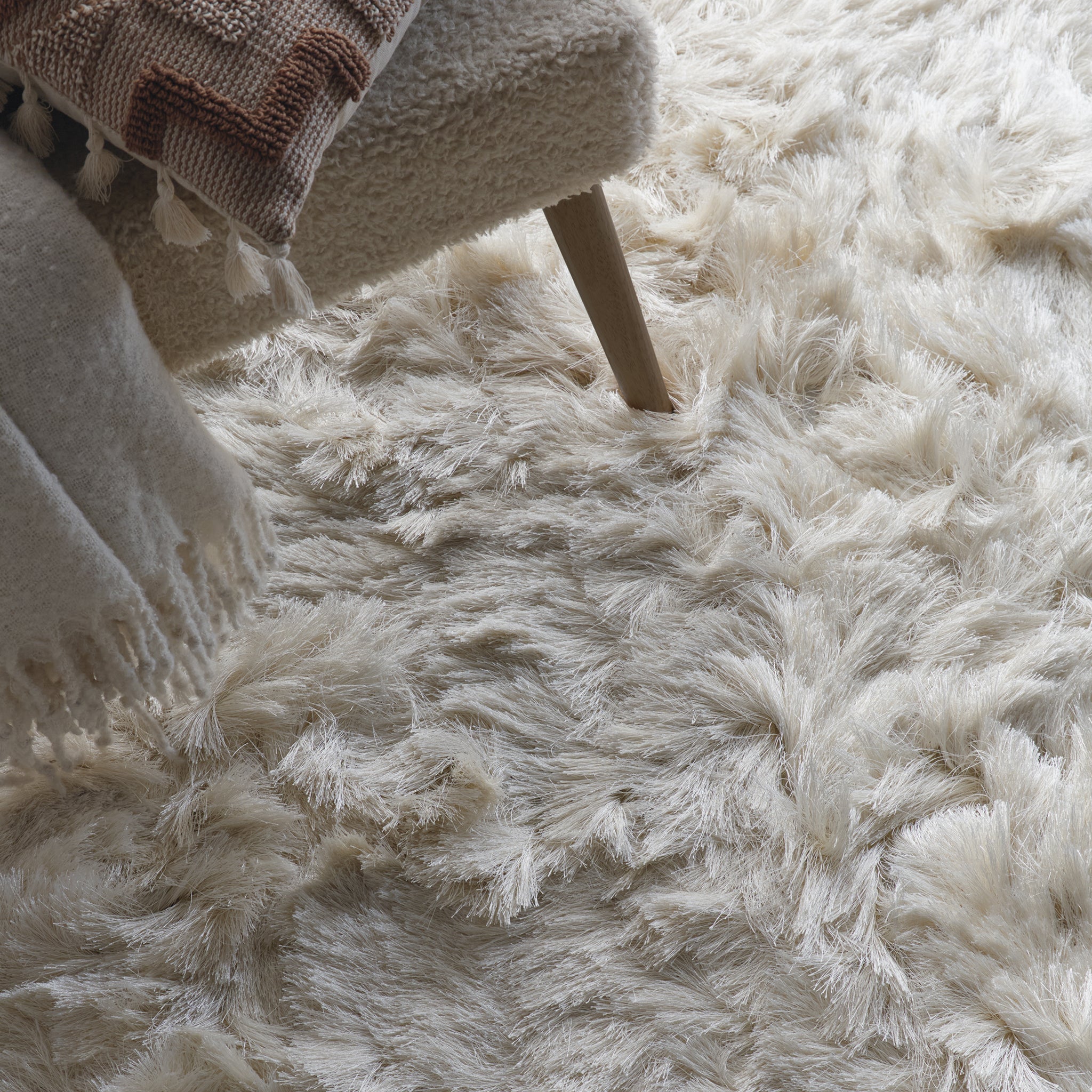 Origins Glamour Deluxe Ivory - handmade