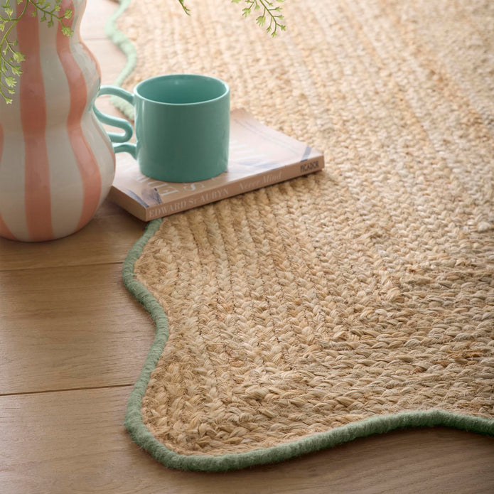 Origins Jute Scalloped Edge Green Rug - handmade