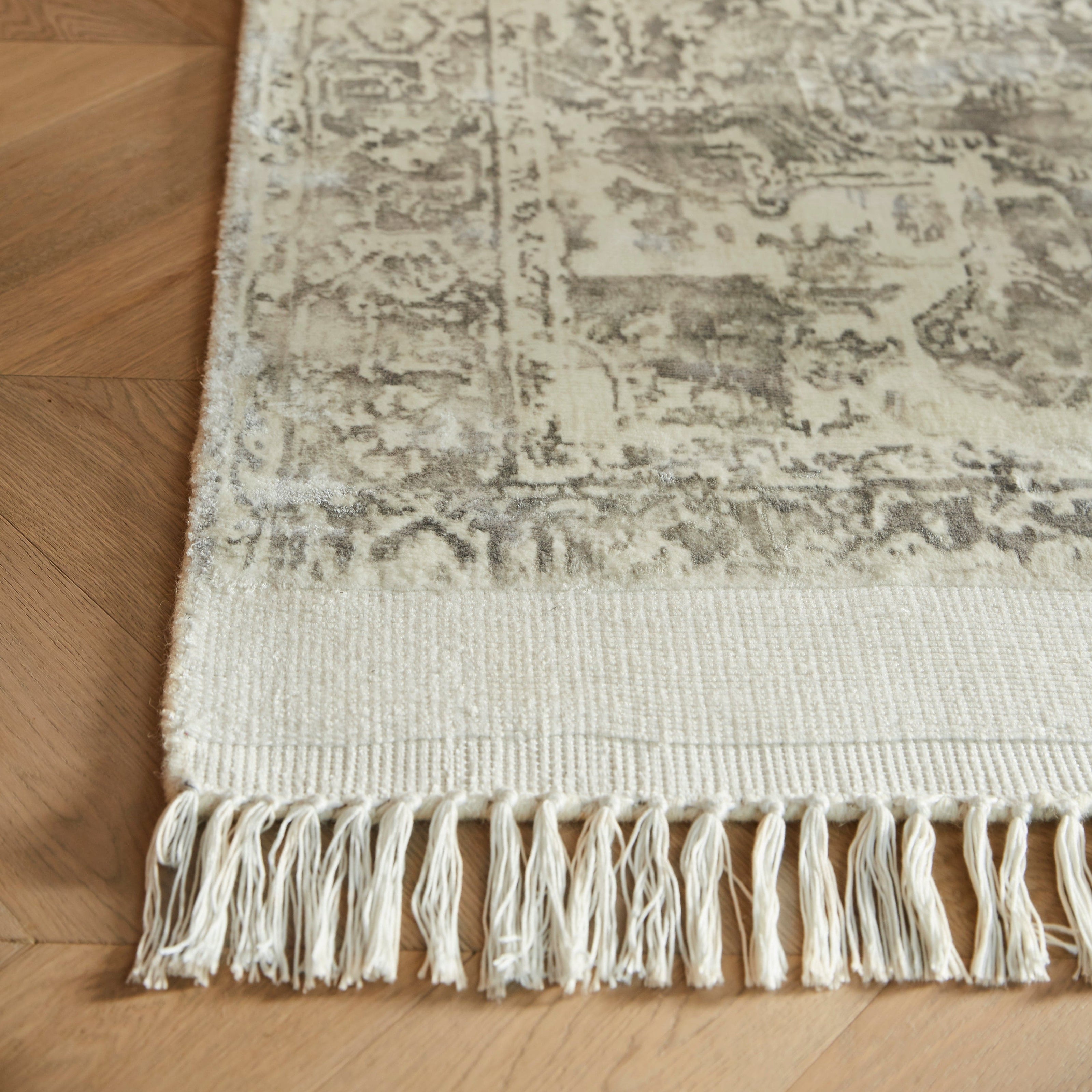 Guru Vintage Fringe Rug RUGS_and_MORE