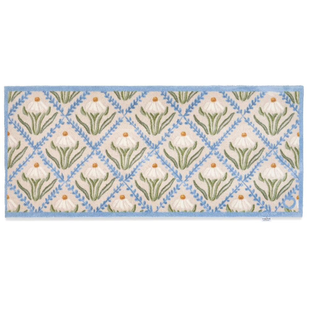 Hug Rug Daisy Trellis - handmade