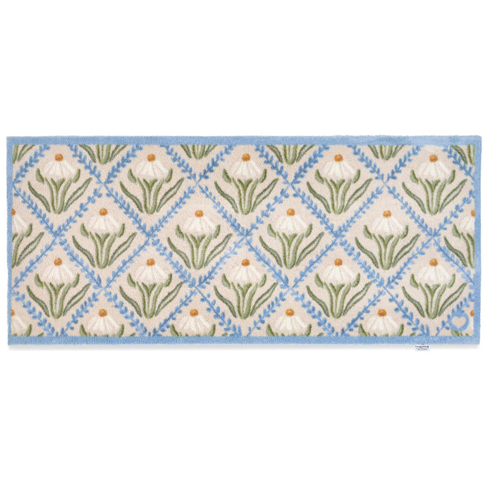 Hug Rug Daisy Trellis - handmade