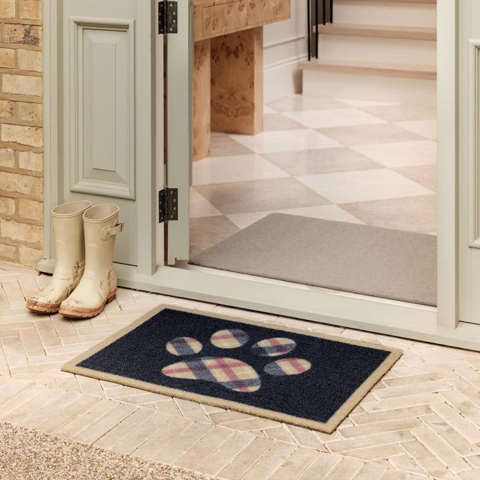 Hug Rug Outdoor Tartan Paw - handmade