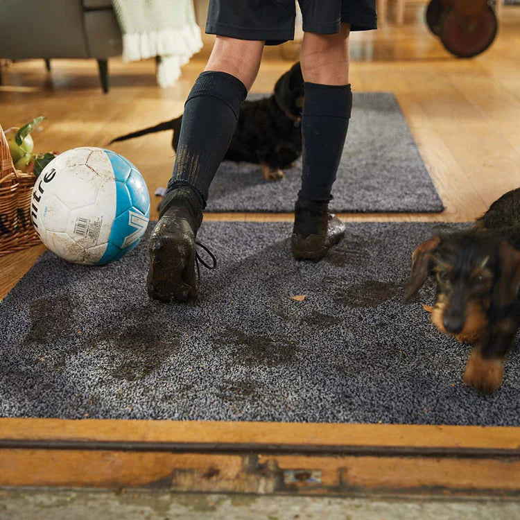 Hug Rug - Plain Charcoal - handmade