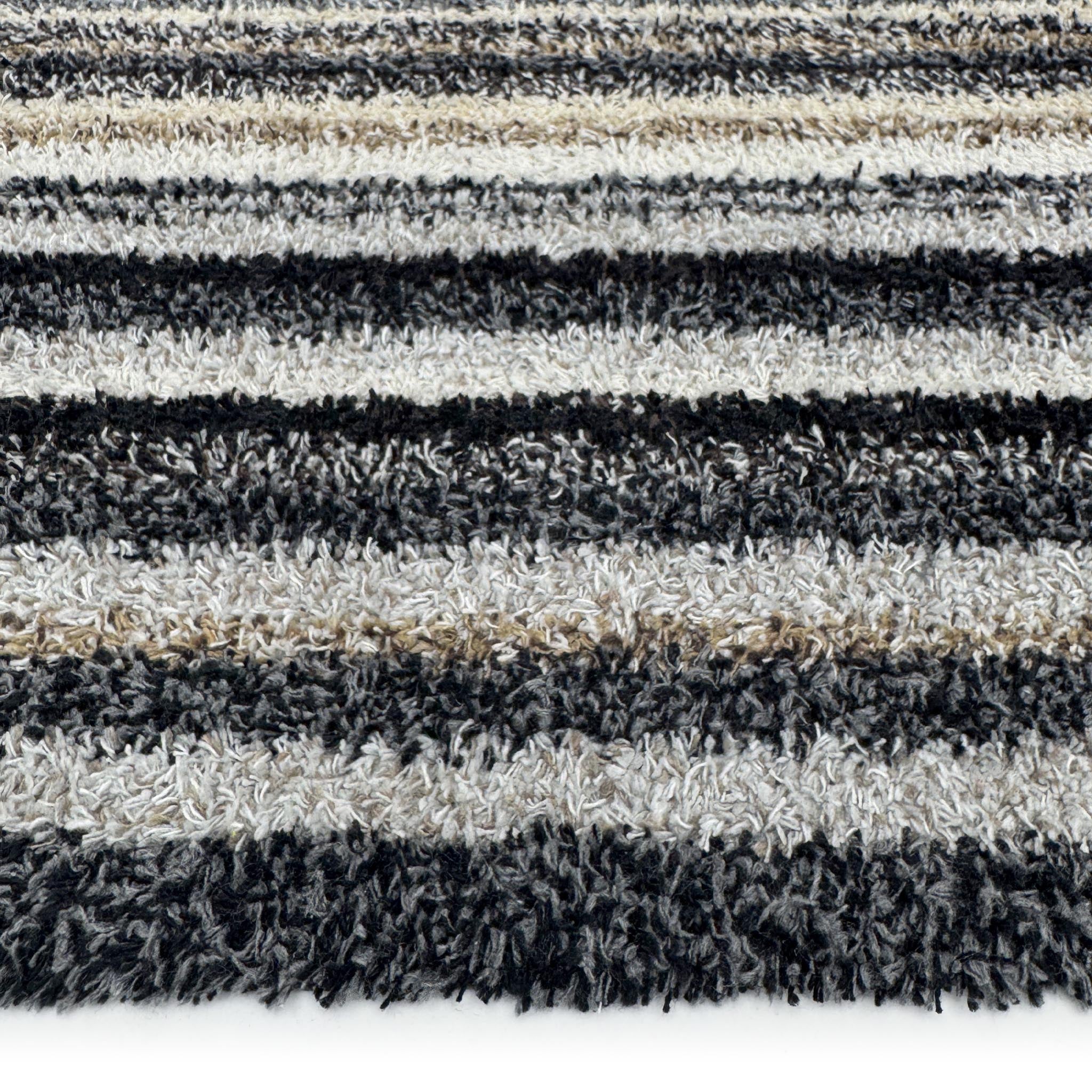 Hug Rug Plains Candy Monochrome - handmade