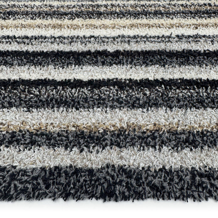 Hug Rug Plains Candy Monochrome - handmade