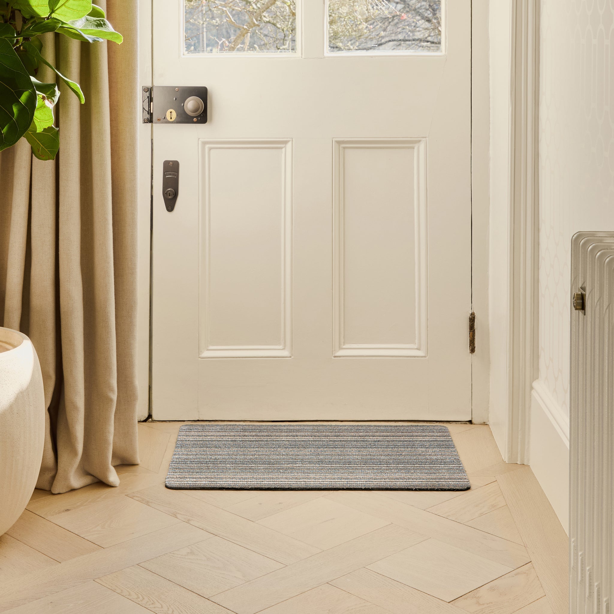 Hug Rug Plains Candy Sand - handmade