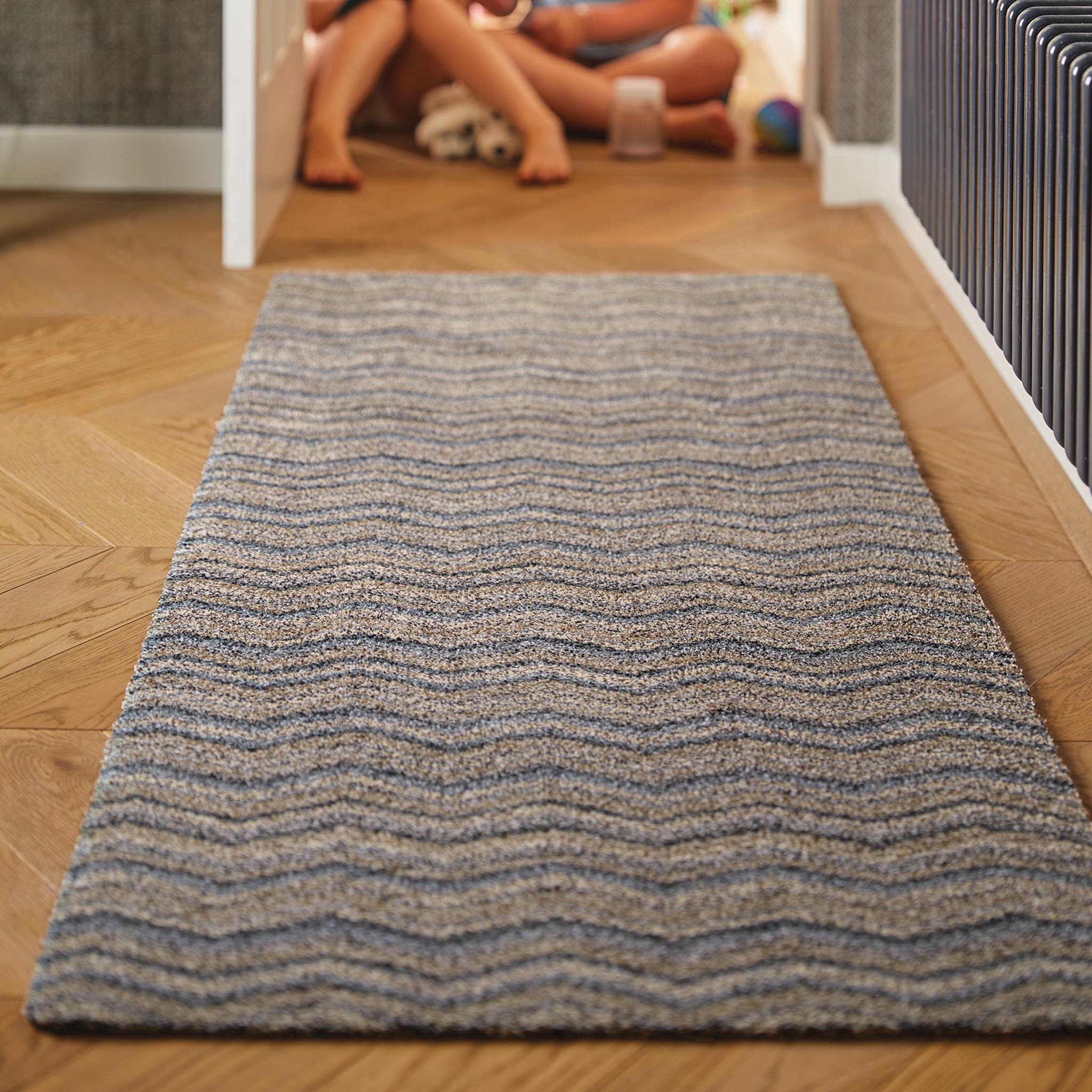 Hug Rug - Ribbon Grey Zig Zag - handmade