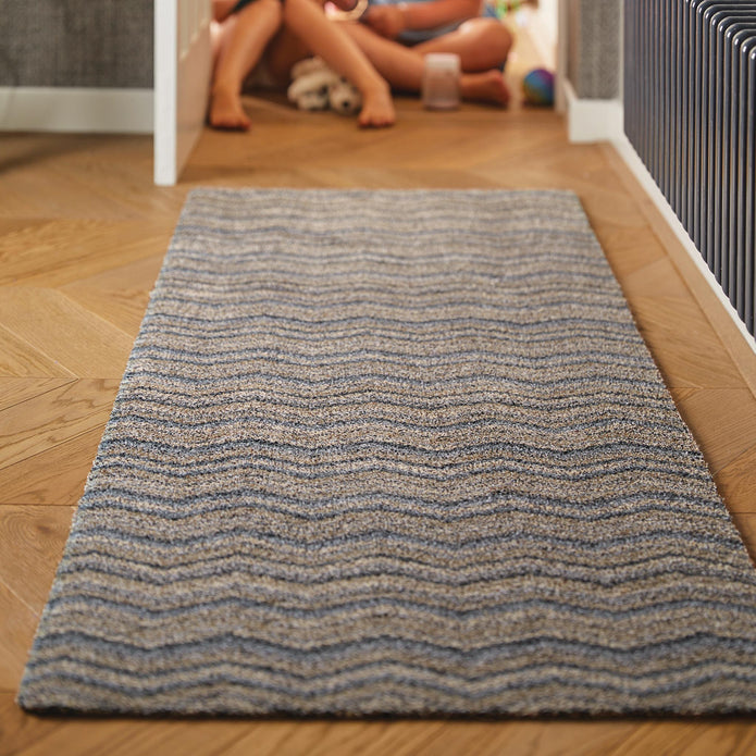 Hug Rug - Ribbon Grey Zig Zag - handmade