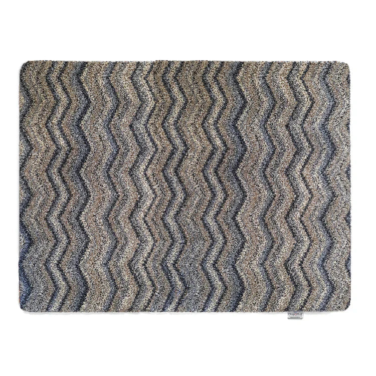 Hug Rug - Ribbon Grey Zig Zag - handmade