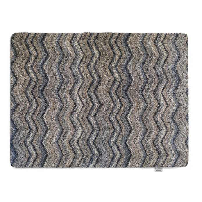 Hug Rug - Ribbon Grey Zig Zag - handmade