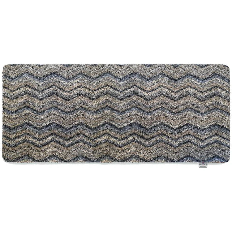 Hug Rug - Ribbon Grey Zig Zag - handmade