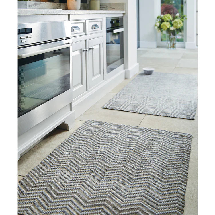 Hug Rug Select - Portland Stone Zigzag - handmade