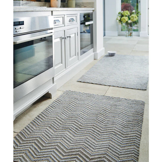 Hug Rug Select - Portland Stone Zigzag - handmade