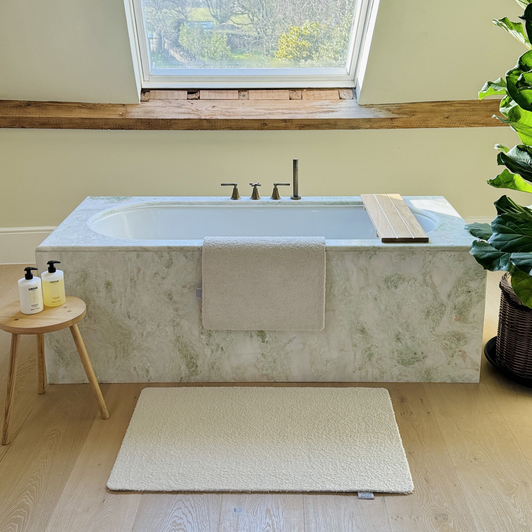 Hug Rug Sense Bath - Pumice Stone - handmade