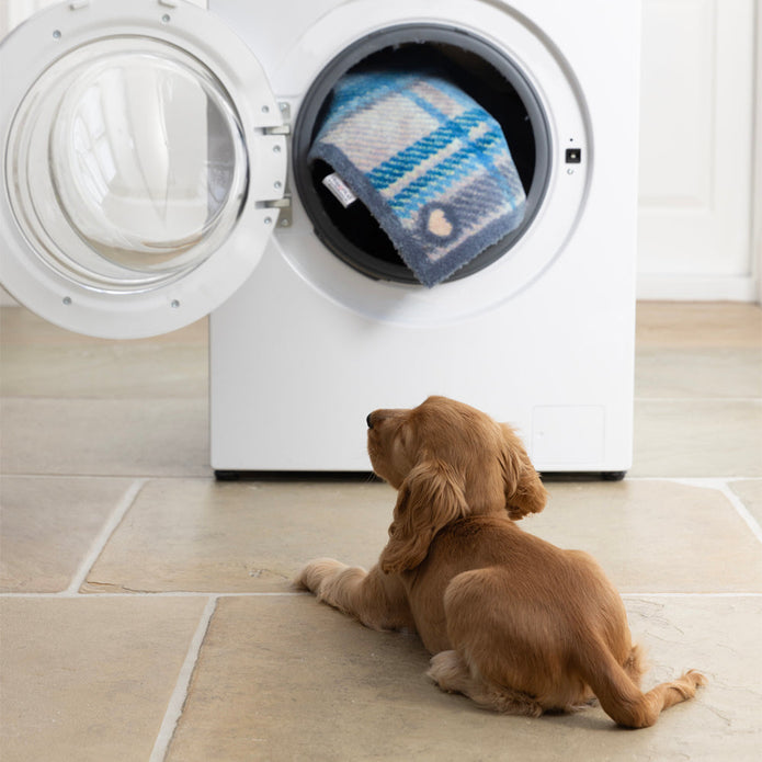 Hug Rug Tartan Blue - handmade