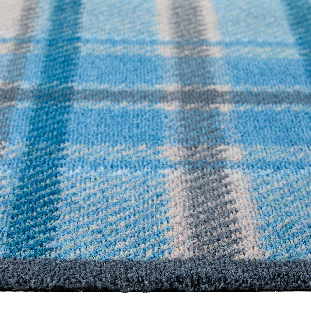 Hug Rug Tartan Blue - handmade