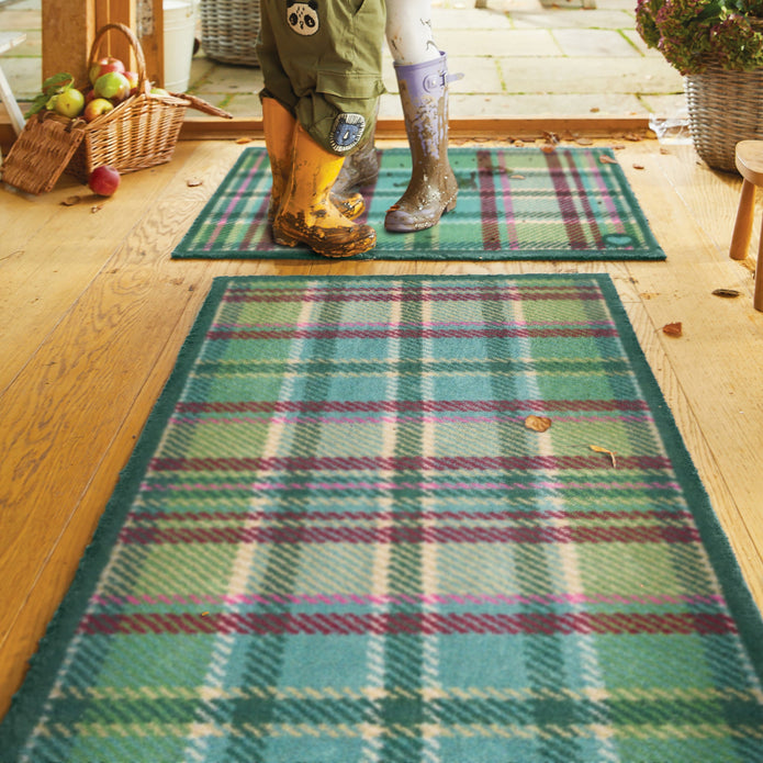 Hug Rug Tartan Green - handmade
