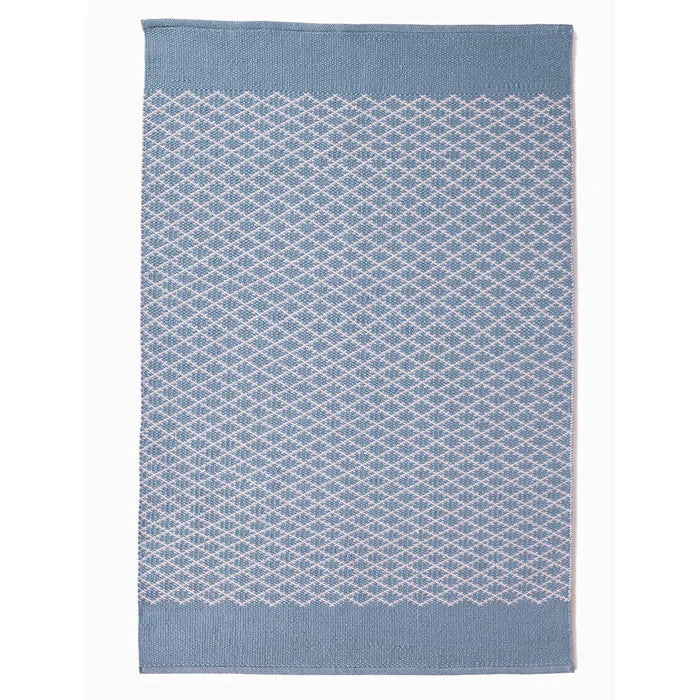 Washable Hug Rug Woven Trellis Rug